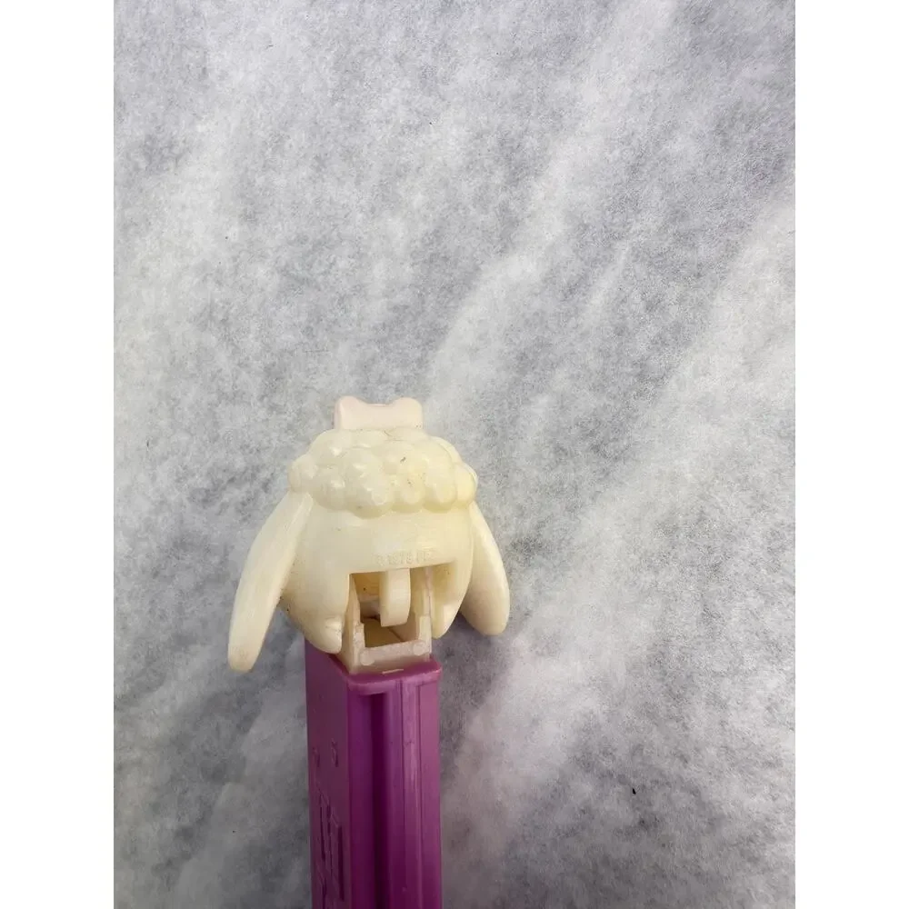 D17 Vintage PEZ Dispensers Lamb Sheep Pink Stem 1978 Slovenia Lot of 4